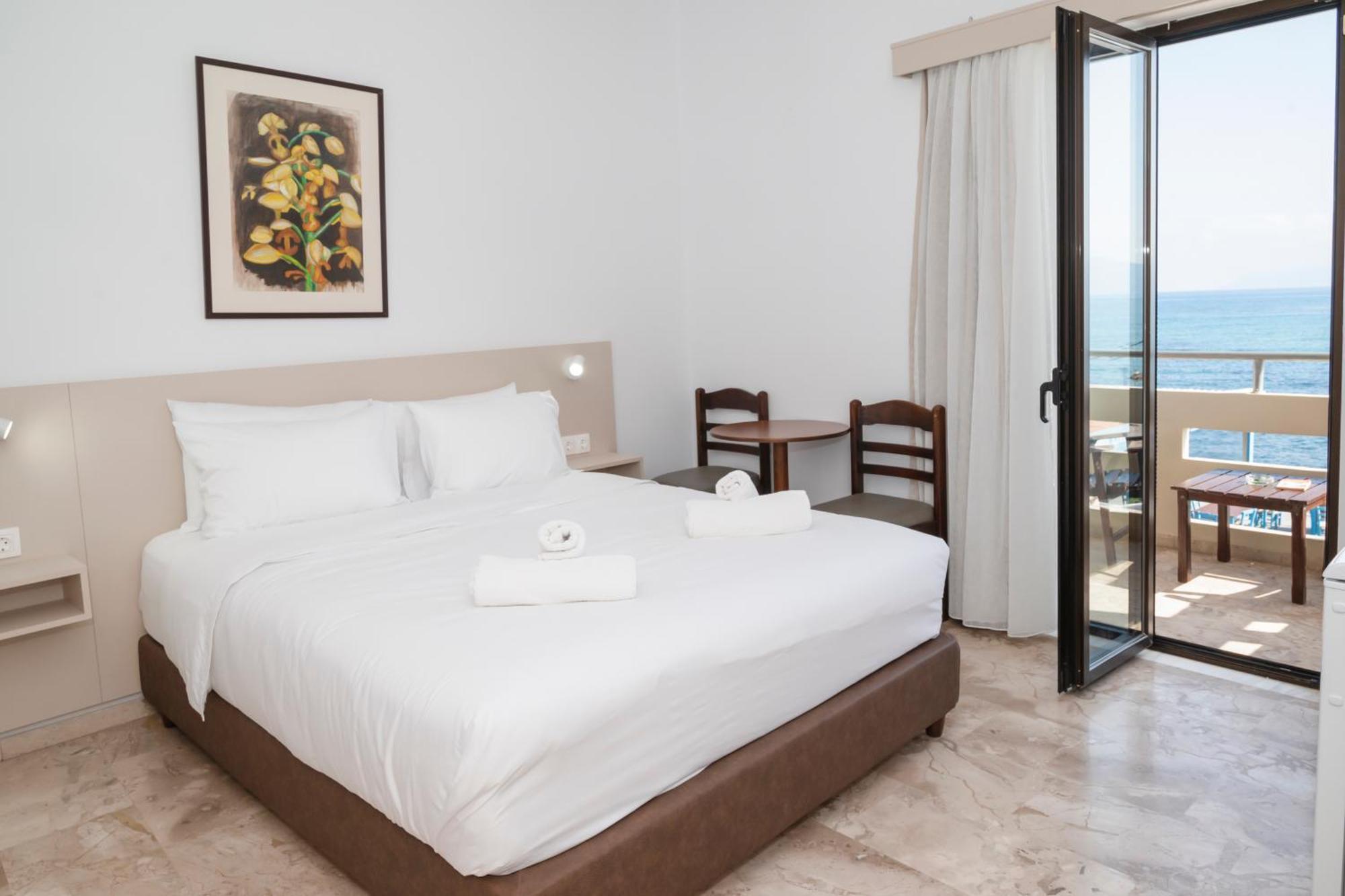 Argo Rooms-Papadakis Kissamos Exterior photo